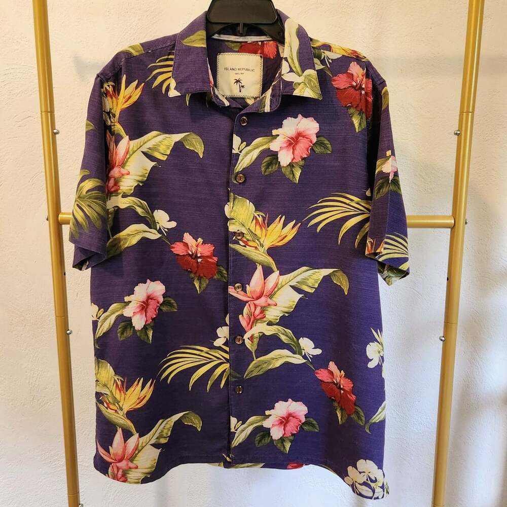 Island Republic Silk Hawaiian Shirt Size XL Purple Floral Camp Short Sleeve